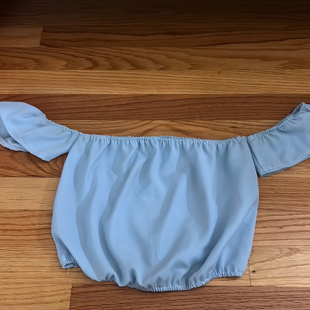 Amazon off the shoulder blue crop top